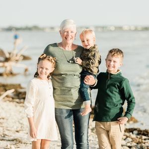 Meet your Posher, Lynn